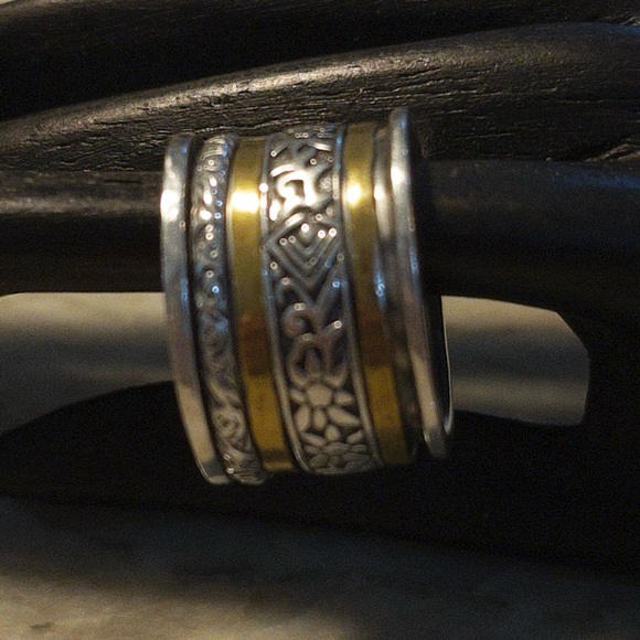 Silpada Twirl Ring | R2293 - Picture 3 of 5